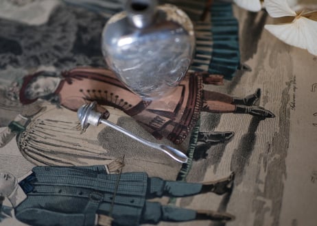 Perfume bottle,  chinoiserie