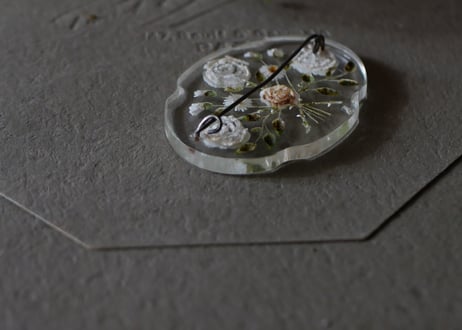Flower Bouquet フラワーブーケ　ルーサイトブローチ　ヴィンテージブローチ　フランス