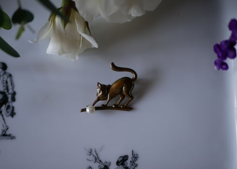 【M様 御予約品】猫ブローチ　フランスアンティーク