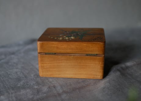 muguet box, Mauchline
