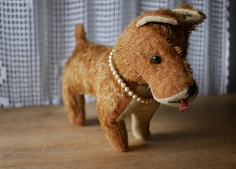 お洒落な犬　フランスアンティーク　ぬいぐるみ　ブロカント  アンティークのある生活