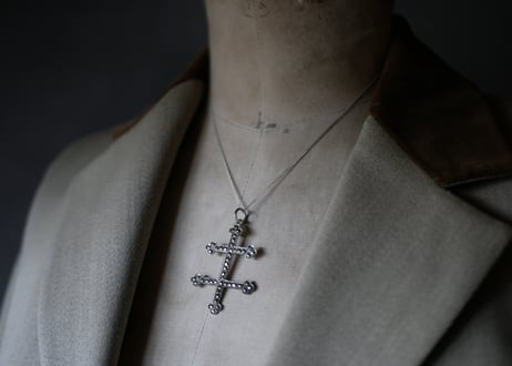 ロレーヌ十字　フランスアンティーク　マルカジット　純銀　シルバーアクセサリー