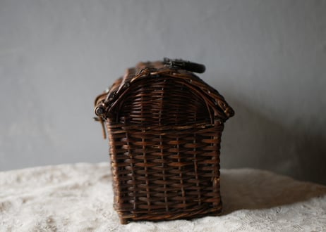 小さめサイズのパニエ　panier　アンティークパニエ　フランスアンティーク　ブロカントのある暮らし