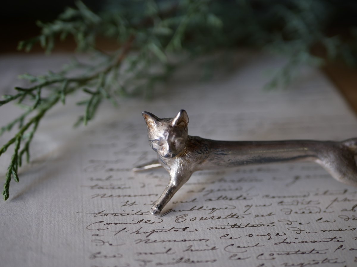 【フランスブロカント】猫とねずみとフクロウの絵皿 フランスブロカント】猫とねずみとフクロウの絵皿