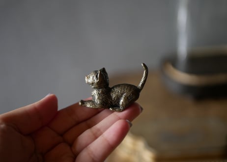 ブロンズ製　猫　オブジェ　パリ　フランスアンティーク　アンティークのある暮らし