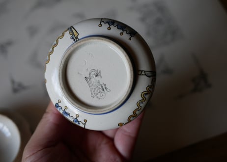 GIEN  ジアン　陶器の小さな入れ物　フランスアンティーク　アンティークのある生活