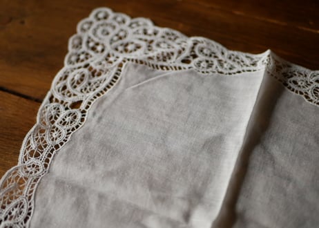 handkerchief   E