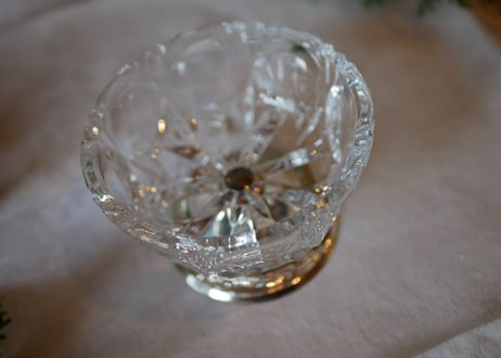 no.2 glass holder