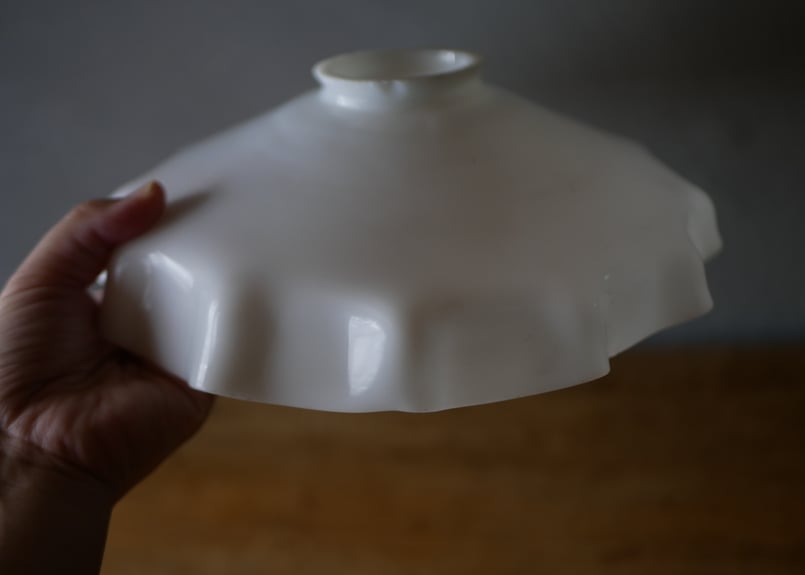 ミルクガラス フリル ランプシェード フランスアンティーク