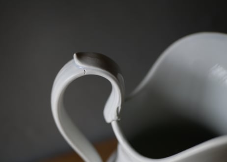 クレイユモントロー　フランスアンティーク　ピッチャー　ピシェ　花器　アンティークのある暮らし