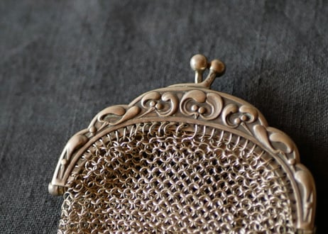 Coin purse, Châtelaine