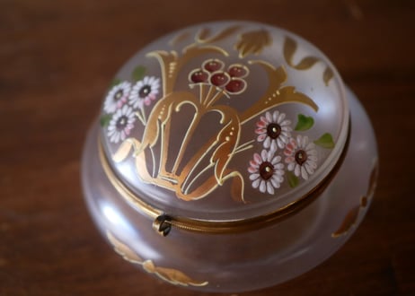 enamel glass case