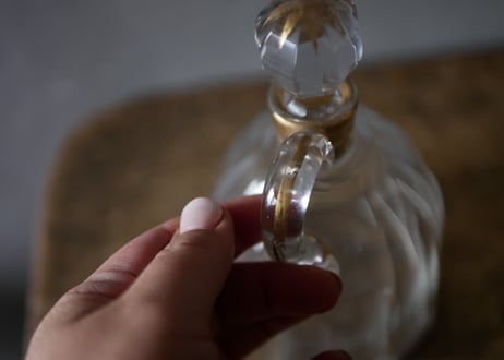 オールドバカラ　金彩　デキャンタ　オリジナルストッパ―　フランスアンティーク