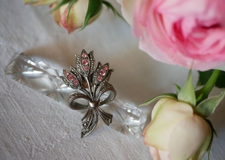 Tulipe, brooch