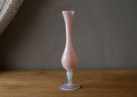 no.6 　オパリンガラス　フラワーベース　フランスヴィンテージ　ブロカントのある暮らし