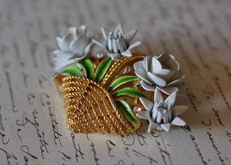 Crown Trifari, flower brooch