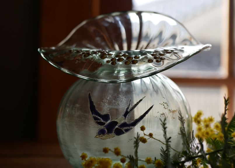 フランスアンティークツバメと水玉模様エナメルペイントの花瓶