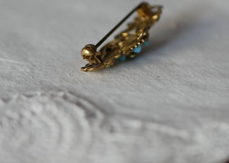 アンティークブローチ　ヴィンテージアクセサリー　フランス　アンティークのある暮らし