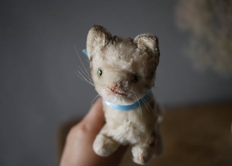シュタイフ　ドイツヴィンテージ　猫　ねこ　アンティークのある生活　ぬいぐるみ
