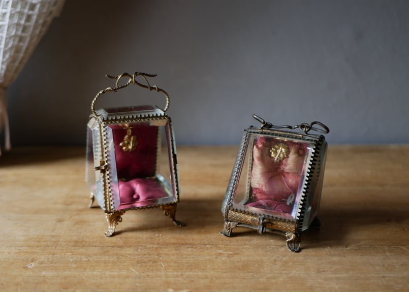 オルモル　懐中時計用　ジュエリーケース　フランスアンティーク アンティーク オルモル 懐中時計用 ジュエリーケース フランスアンティーク