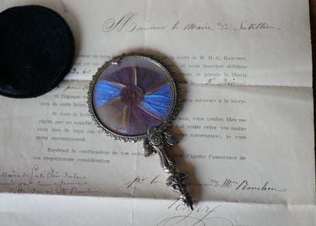 Hand mirror of Morpho