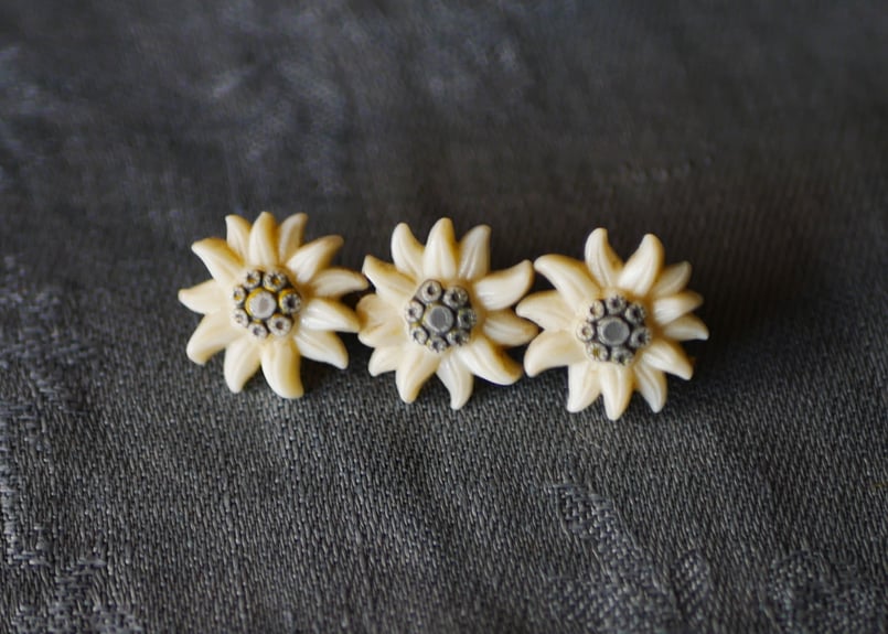 エーデルワイス 3つの花 ブローチ フランスヴィンテージ