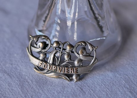 Muguet, broche