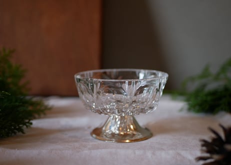 no.2 glass holder