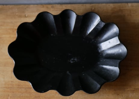 パピエマシェ　花リムの器　漆黒　フランスアンティーク　ブロカントのある暮らし