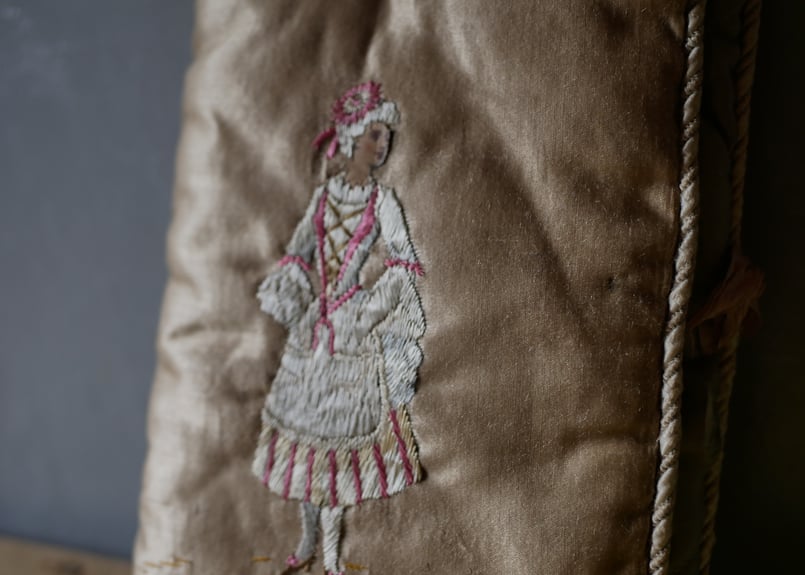 フランスアンティーク 刺繍 シルク ケース 【公式通販】