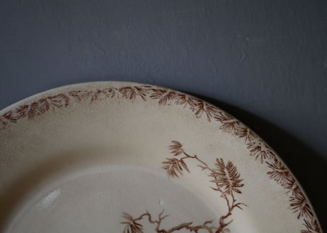 GIEN　ツバメのブラウンプレート１　”PROVENÇAL“　ジアン　フランスアンティーク
