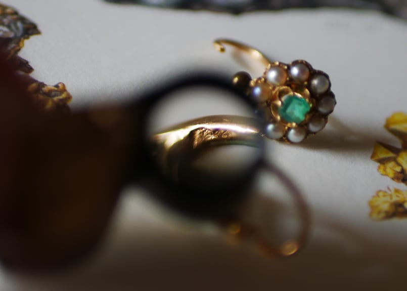 FE-13】天然エメラルドと真珠のピアス K18 アンティークピアス