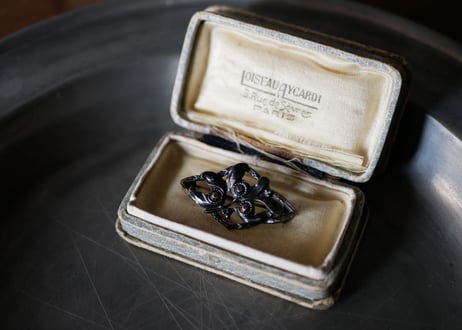宿り木 ヤドリギ ブローチ FRANCE antique BROCANTE vintage