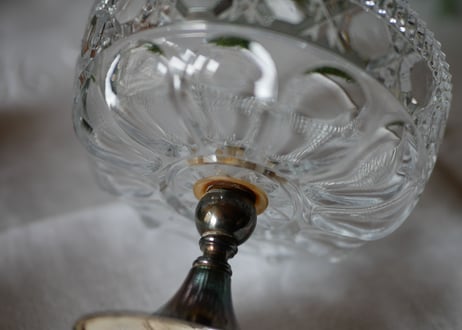 no.6 glass holder