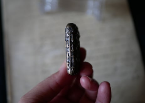 ヴェスタケース　マッチケース　フランスアンティーク　紋章　アンティークのある暮らし