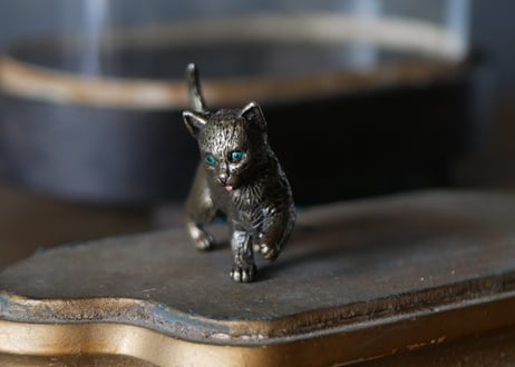 ブロンズ製　猫　オブジェ　パリ　フランスアンティーク　アンティークのある暮らし