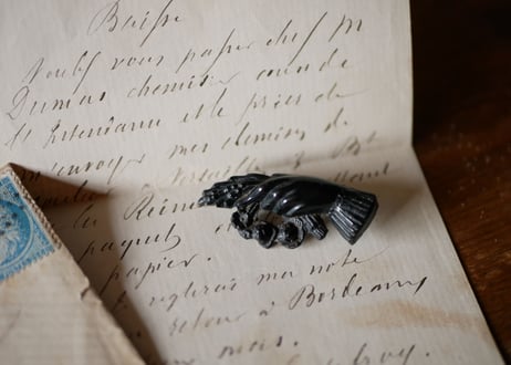 【商談中】Black Hand Brooch