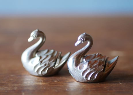 swan, card holder