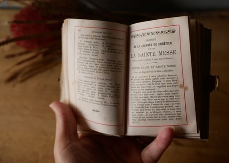 ミセル　祈祷書　聖杯　フランスアンティーク　アンティークのある生活