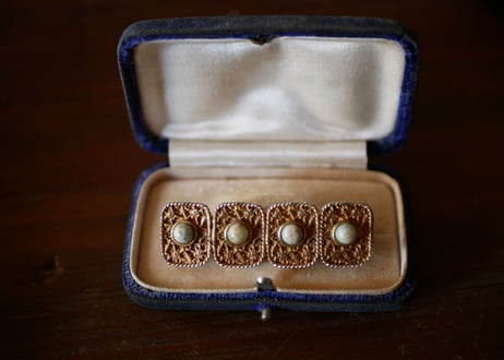クラシカルなブローチ FRANCE antique BROCANTE vintage