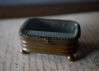 アンティークのシルク　ガラスの宝石箱　フランスアンティーク