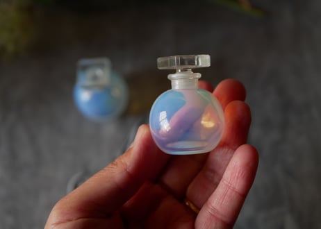 Opalin glass