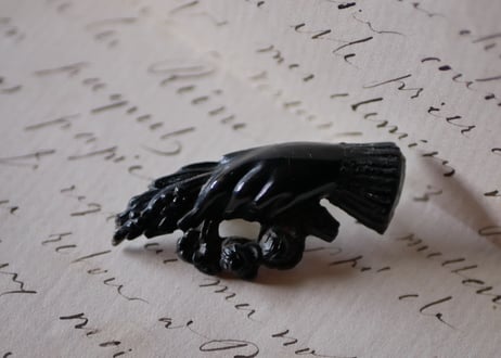 【商談中】Black Hand Brooch