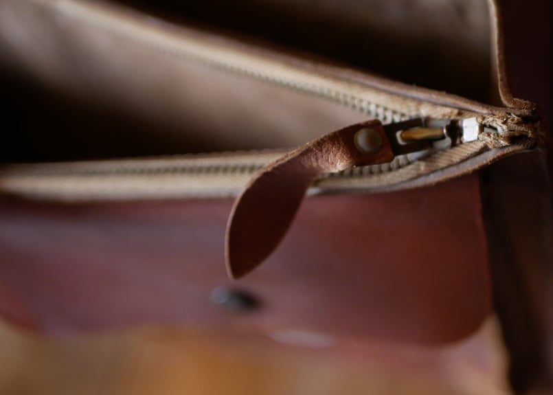 PARISの古いレザーバッグ フランスアンティーク | mamantique