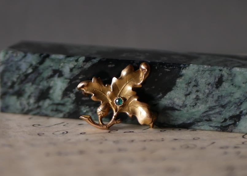 FIX 葉っぱモチーフ フランスアンティーク アンティークブローチ