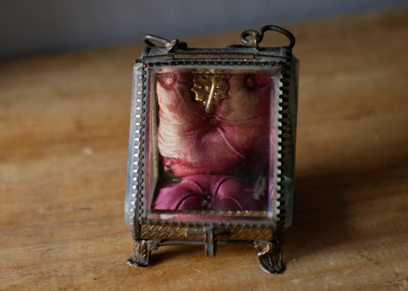 オルモル　懐中時計用　ジュエリーケース　フランスアンティーク アンティーク オルモル 懐中時計用 ジュエリーケース フランスアンティーク