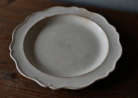 montereau モントロー 花リム plate フランスアンティーク クレイユモントロー