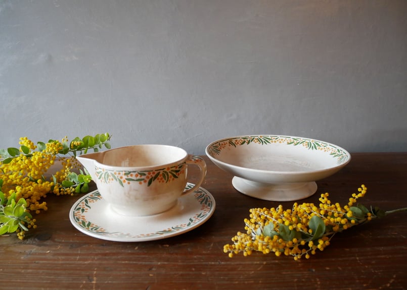 クレイユモントローミモザのコンポティエケーキスタンドフランス