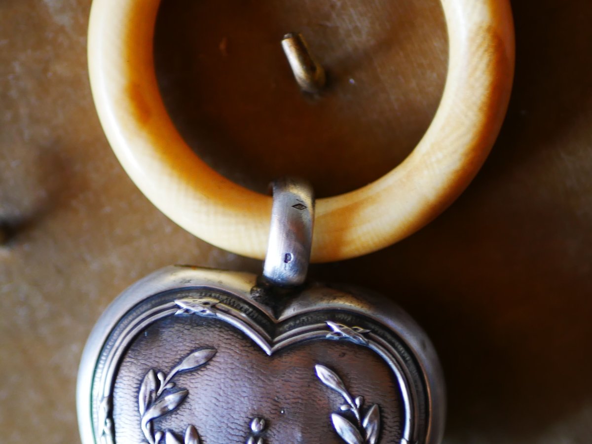 フランスアンティーク シルバー ラトル ガラガラ ④ シルバーラトル 四つ葉 ベビーラトル 純銀 がらがら フランス