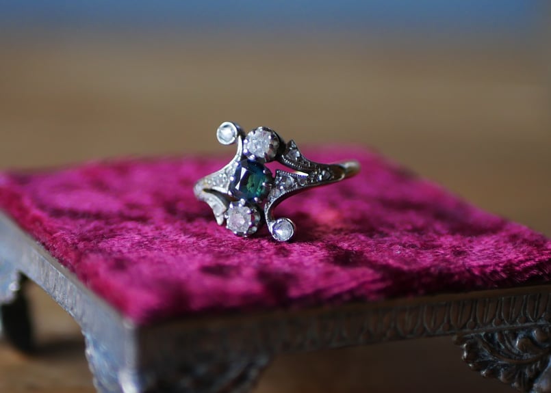 H様・御成約品 FR-45】天然サファイア K18 アンティークリング